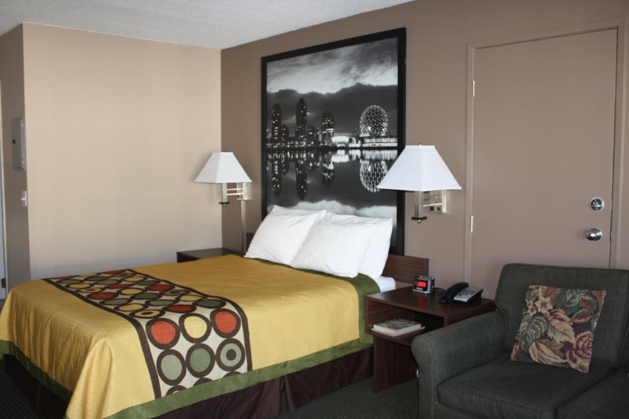 Sage Inn Merritt Bc Exterior photo